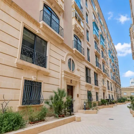 公寓 3br Family Near Balluta Bay - Balconies, Cot & High Chair 斯利马